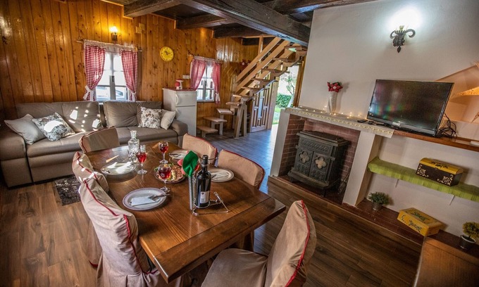 Ogulin House | Cozy Holiday House with Parking in Sabljak Selo