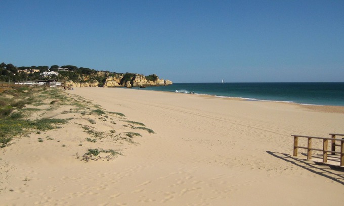 Alcalar House | Inviting Holiday House with Pool near Alvor, Algarve