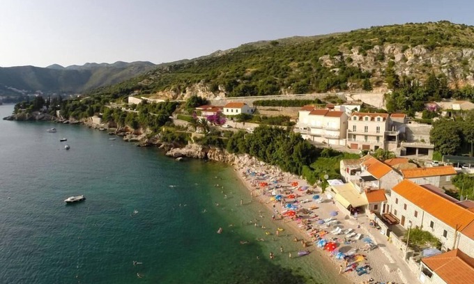 Stikovica House | Cozy Holiday House Zaton: Perfect for Families and Groups