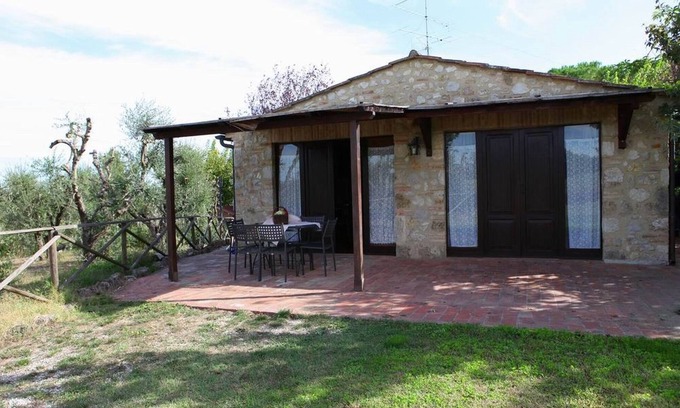 Colle di Val d'Elsa Apartment | Unique Stay at Il Pergolato: Former 14th Century Convent