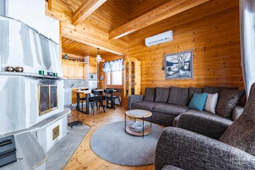 Sirkka Apartment | Discover Honkatupa: Family-Friendly Retreat in Lapland