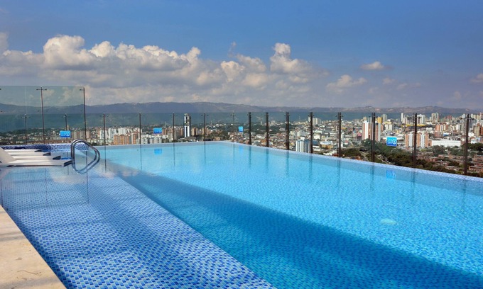 Bucaramanga Hotel | Unforgettable Stays at Holiday Inn Bucaramanga Cacique