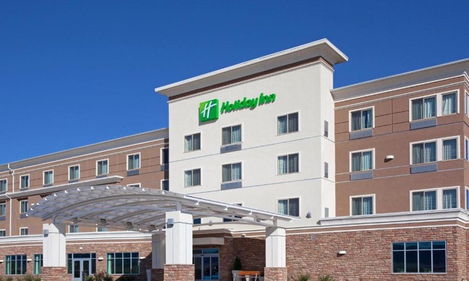 Casper Hotel | Relax at Holiday Inn Casper East-Medical Center
