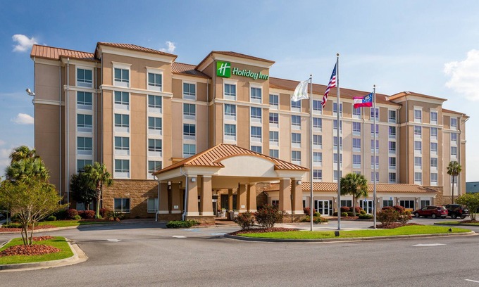 Valdosta Hotel | Comfortable Stays at Holiday Inn Conference Center, Valdosta