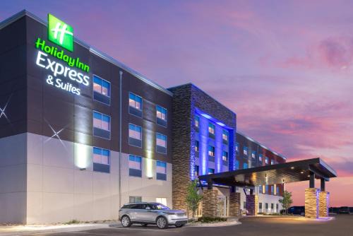 Cheyenne Meadows Hotel | Enjoy Comfort at Holiday Inn Express & Suites, Colorado Springs