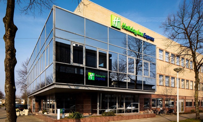 Amsterdam South Hotel | Ideal Stay at Holiday Inn Express Amsterdam - South