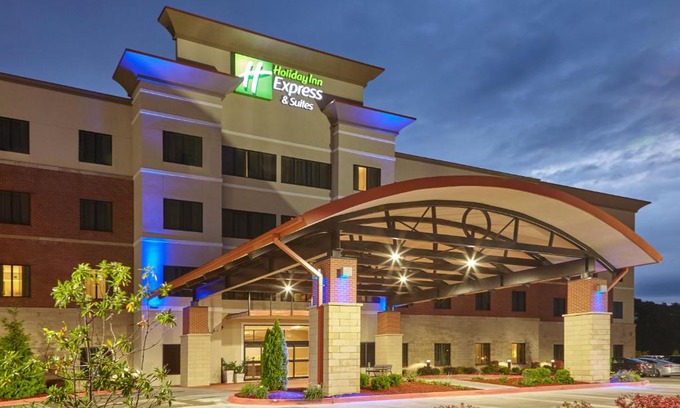 Columbia Hotel | Comfortable Stay at Holiday Inn Express, Columbia University Area