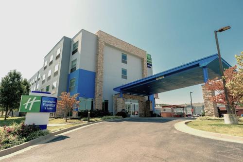 Tahlequah Hotel | Comfortable Stay at Holiday Inn Express in Tahlequah