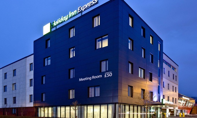 Seisdon Hotel | Holiday Inn Express Birmingham - South A45, an IHG Hotel