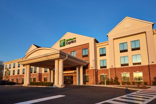 Bordentown Hotel | Comfortable Stay at Holiday Inn Express Bordentown