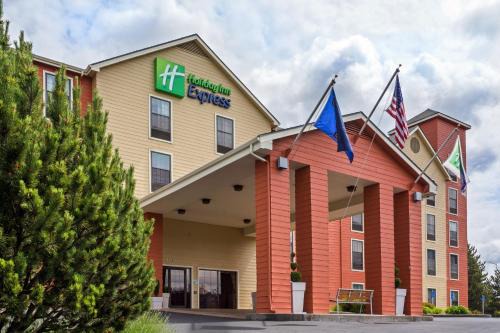 Grants Pass Hotel | Comfortable Stay at Holiday Inn Express Grants Pass