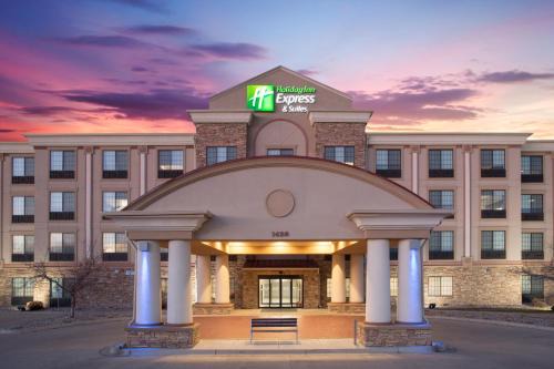 Fort Collins Hotel | Comfortable Holiday Inn Express Fort Collins with Pool & Hot Tub