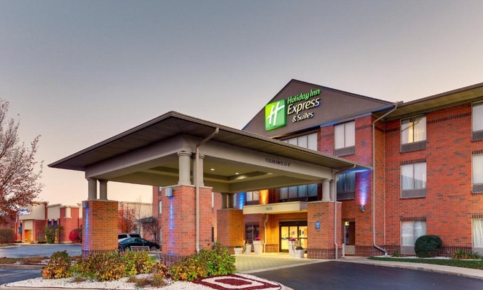 Kettering Hotel | Comfortable Stay at Holiday Inn Express Dayton-Centerville