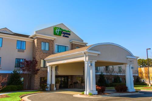 Kinston Hotel | Comfortable Stays at Holiday Inn Express Kinston, IHG Hotel