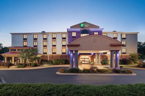 Lavonia Hotel | Highly Rated Holiday Inn Express & Suites Lavonia Awaits You