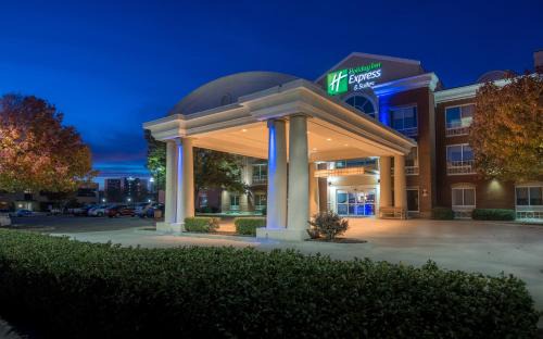 Plano Hotel | Explore Holiday Inn Express & Suites Plano West - Frisco