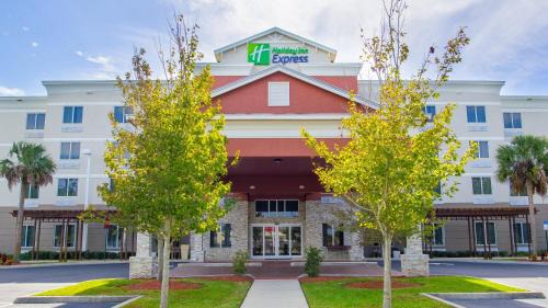 Port Malabar Hotel | Comfortable Stay at Holiday Inn Express Hotel & Suites Palm Bay