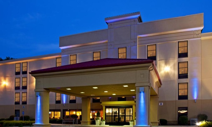 Indianapolis Hotel | Comfortable Stay at Holiday Inn Express Indianapolis South