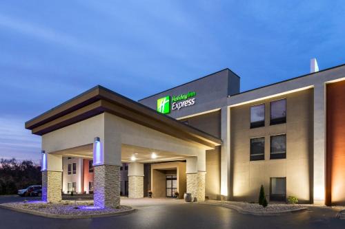 New Albany Hotel | Comfortable Stay at Holiday Inn Express - New Albany