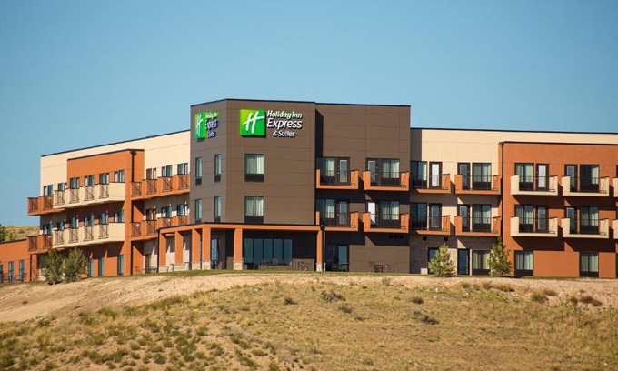 Pocatello Hotel | Inviting Holiday Inn Express Pocatello: Pool & Breakfast Included
