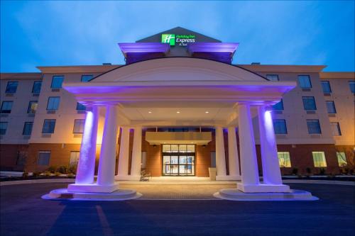 Reisterstown Hotel | Comfortable Stay at Holiday Inn Express & Suites Owings Mills