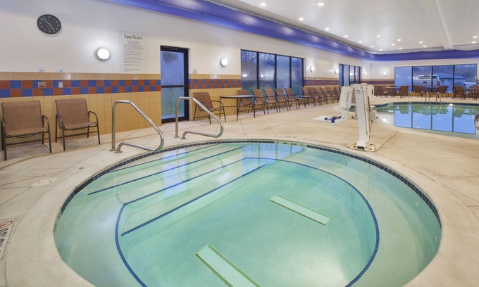 Triadelphia Hotel | Guest Rated 9/10: Holiday Inn Express & Suites Wheeling