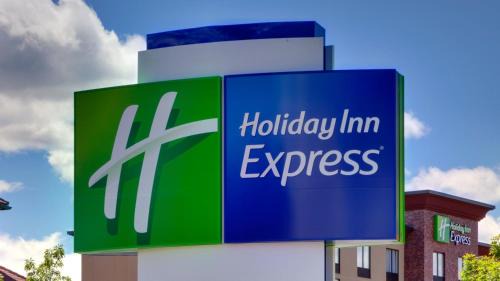 San Pedro Garza Garcia Hotel | Discover Holiday Inn Express Monterrey Valle - Guest Rated 9.1