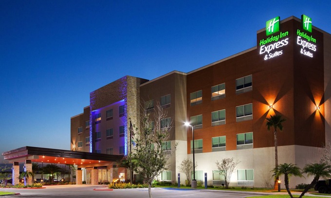 Edinburg Hotel | Top-Rated Holiday Inn Express & Suites in Edinburg-McAllen