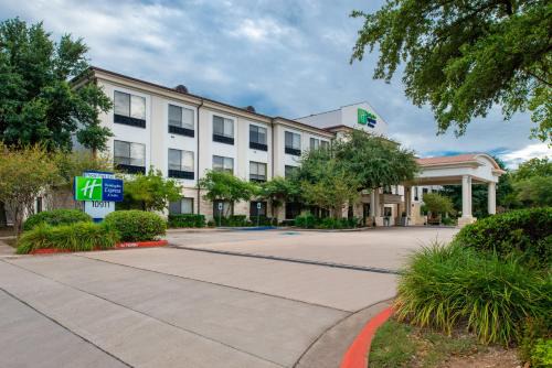 McNeil Hotel | Comfort Stay at Holiday Inn Express & Suites Austin NW