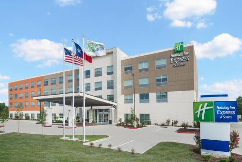 College Station Hotel | Comfortable Stay at Holiday Inn Express & Suites Bryan