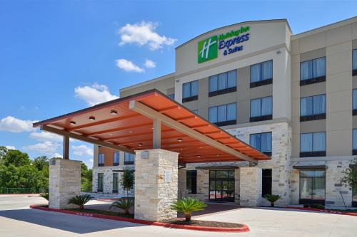 Sweetbriar Hotel | Relax at Holiday Inn Express & Suites Austin South