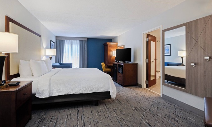 Covington Hotel | Explore Comfort at Holiday Inn Express & Suites Cincinnati