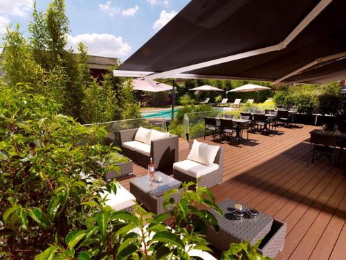 Blagnac Hotel | Inviting Holiday Inn Express Toulouse Airport with Pool Access
