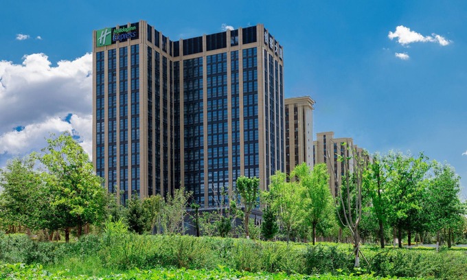 Urumqi City Centre Hotel | Inviting Holiday Inn Express Urumqi Station – Rated 9.2/10