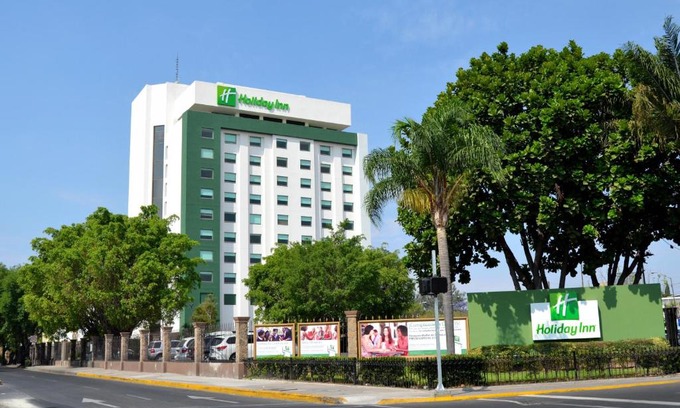 Zona Expo Hotel | Experience Holiday Inn Guadalajara Expo Plaza del Sol