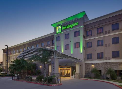 Channelview Hotel | Discover Holiday Inn Houston East-Channelview: Family-Friendly Fun