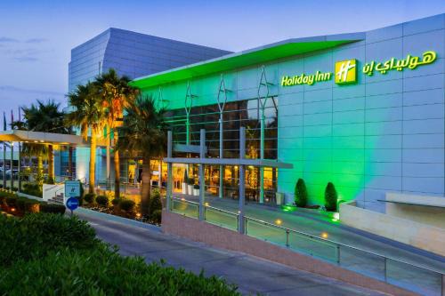Salmiya Hotel | Comfortable Getaway at Holiday Inn Kuwait, an IHG Hotel