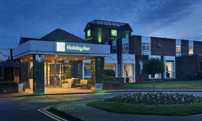 Garforth Hotel | Comfortable Stay at Holiday Inn Leeds Garforth, 4-Star Hotel