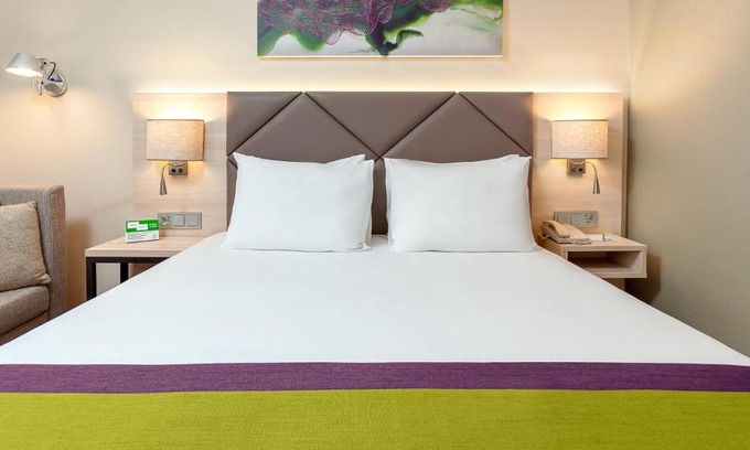North-Eastern Administrative Okrug Hotel | Discover Holiday Inn Moscow Vinogradovo: 4-Star Comfort