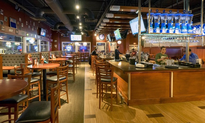 Downtown Niagara Falls Hotel | Relaxing Stay at Holiday Inn Niagara Falls Scenic Downtown