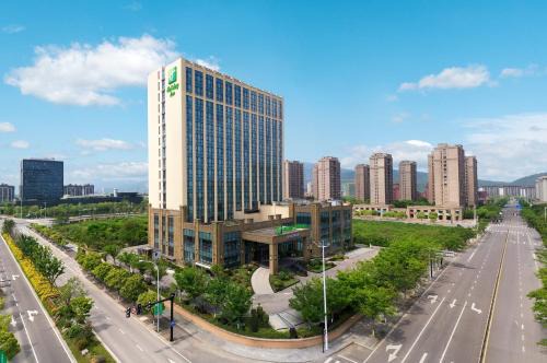 Xiangshan Hotel | Experience Comfort at Holiday Inn Ningbo Xiangshan Damu Bay