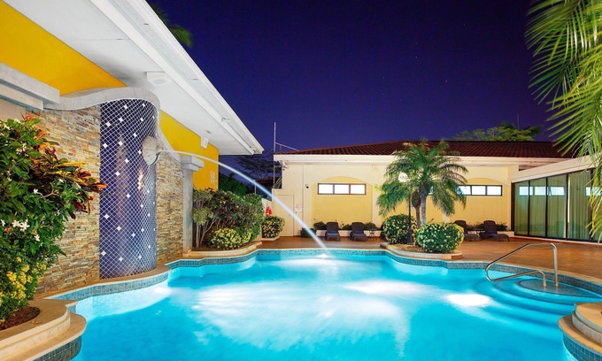 Panama City Hotel | Experience Comfort at Holiday Inn Panama Canal, IHG Hotel