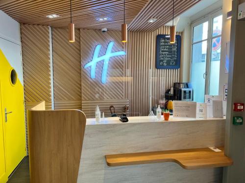 Auteuil Hotel | Family-Friendly Stay at Holiday Inn Paris-Auteuil, IHG