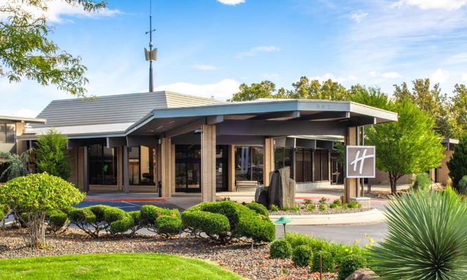Richland Hotel | Discover Holiday Inn Richland on the River: Family-Friendly Retreat