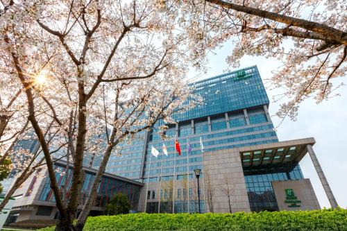 Qingpu Hotel | Explore 4-Star Hotels in Qingpu, China with Family-Friendly Amenities