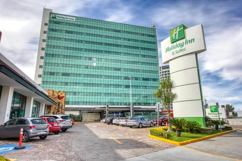 Leon Hotel | Relax at Holiday Inn & Suites Plaza Mayor - 4-Star Retreat