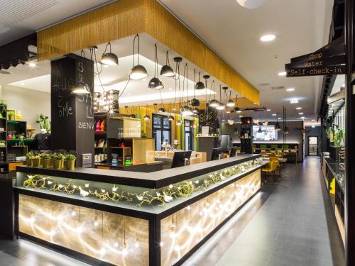 Holsterhausen Hotel | Pet-Friendly Holiday Inn - the niu, Cobbles Essen Awaits