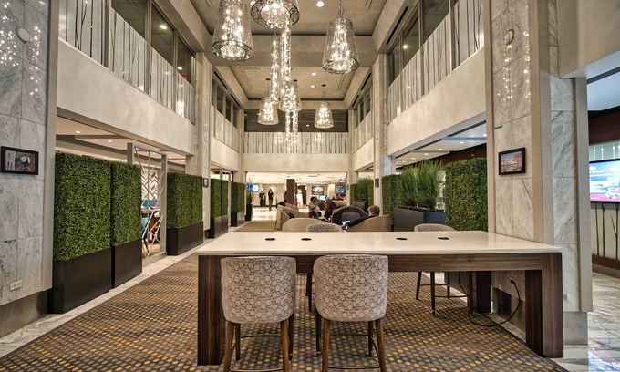Church and Wellesley Hotel | Explore Holiday Inn Toronto Downtown Centre with Pool & Spa