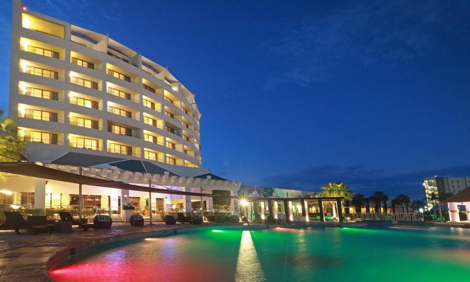 Tuxpan Hotel | Convenient Holiday Inn Tuxpan with Pool and Spa Amenities