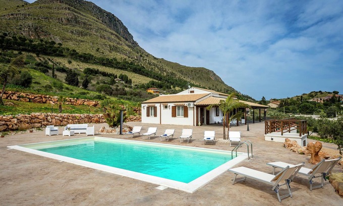 Castellammare del Golfo House | Guest Rated 10/10: Belvilla by OYO Holiday Home Near Beach